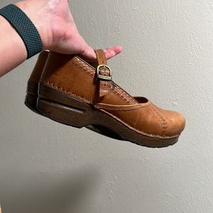DANSKO Mary Janes sz 38
